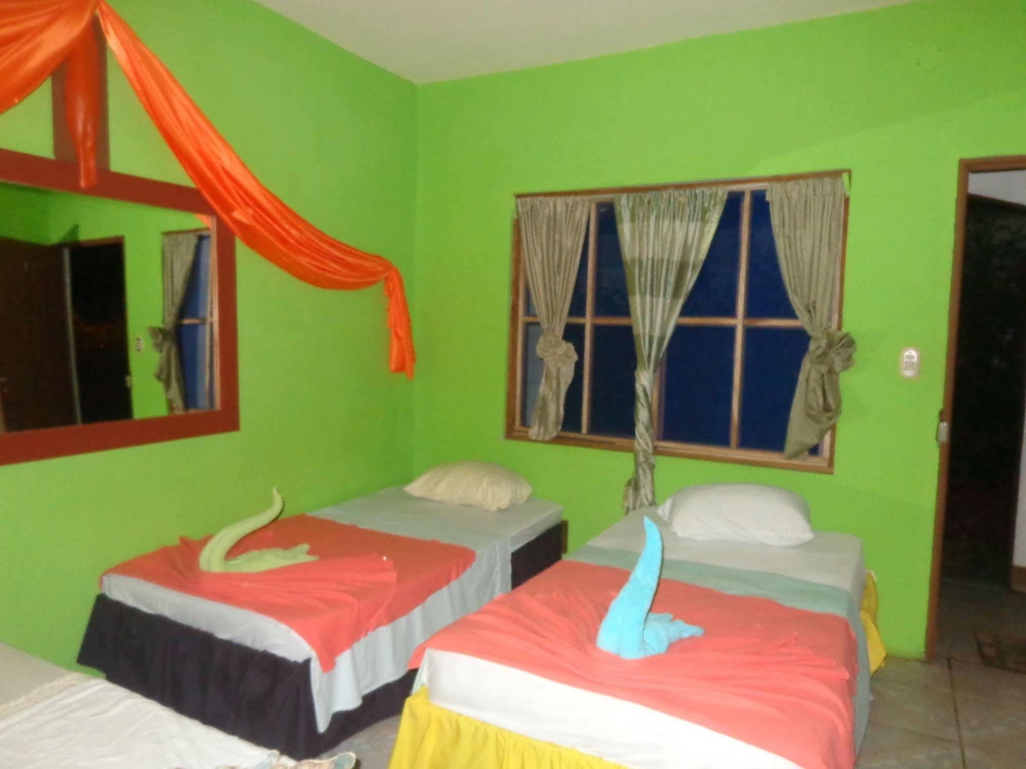 Cabinas Tortuguero Natural Extérieur photo